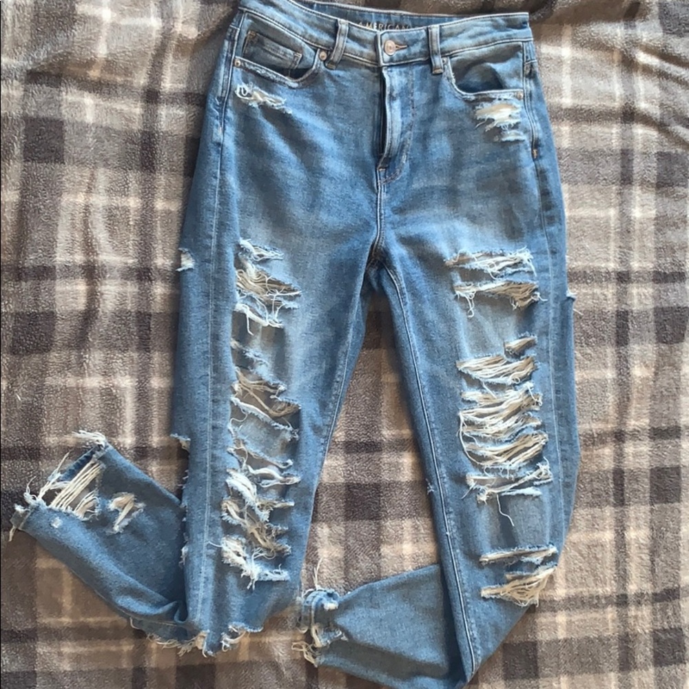 American Eagle Mom Jeans